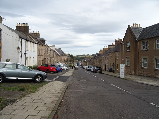 Castle Gate, Jedburgh © JThomas cc-by-sa/2.0 :: Geograph Britain and ...