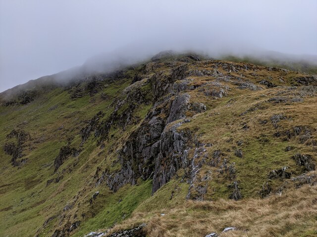 The ridge to Y Garn