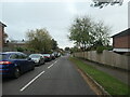 Parked cars, Kingsway Gardens, Hiltingbury