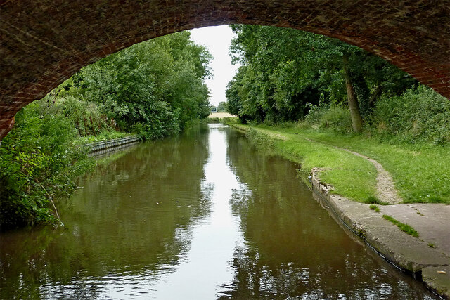 Canal south-east of Handsacre in Staffordshire