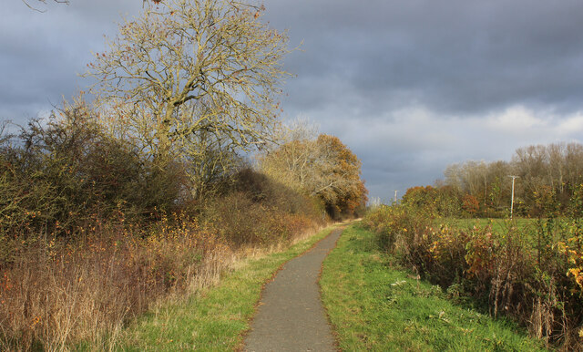 Cycleway and Footpath heading towards Knapton