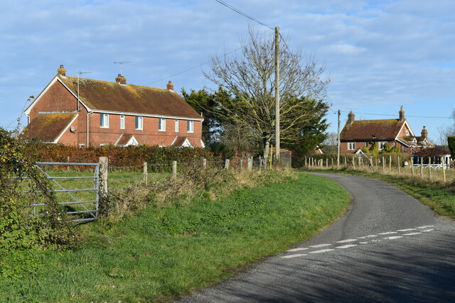 Houses at Harbridge Green