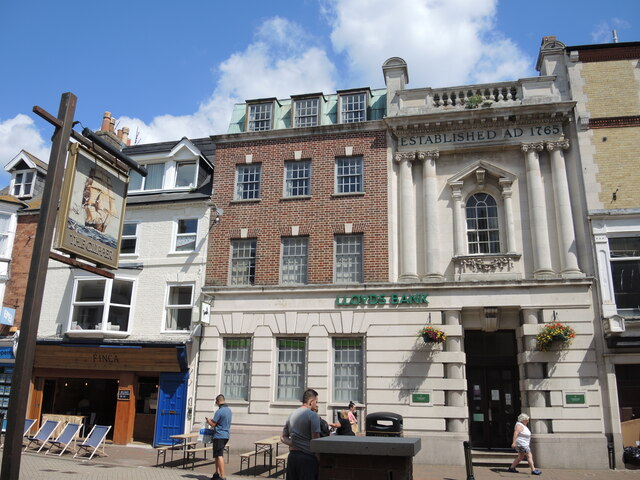 The Lloyds in St Thomas Street