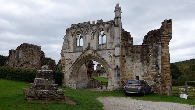 Gatehouse and cross base at Kirkham Priory