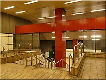 NZ2563 : Interior of Gateshead metro station by Stephen Craven