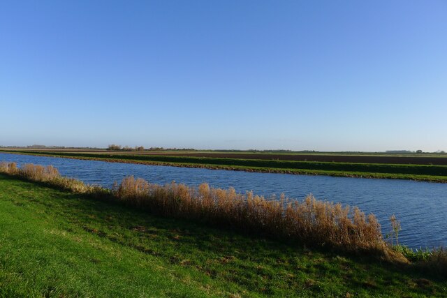 The River Welland north of Crowland © Tim Heaton cc-by-sa/2.0 ...