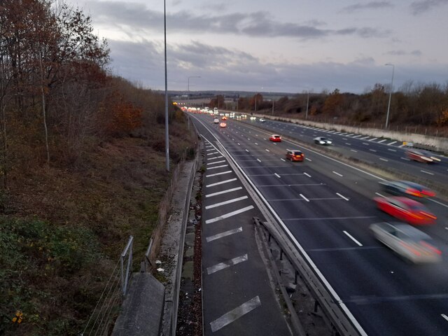 The M25 from Murthering Lane Bridge