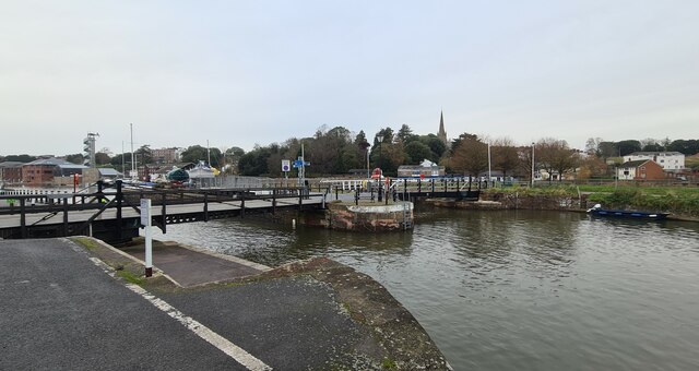 Swing bridge on the Exeter Canal at Haven Banks