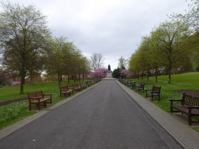Path leading to the Andrew Carnegie statue in Pittencrieff Park