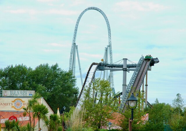 Stealth and Tidal Wave, Thorpe Park
