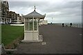 Shelter on promenade next to Victoria Parade