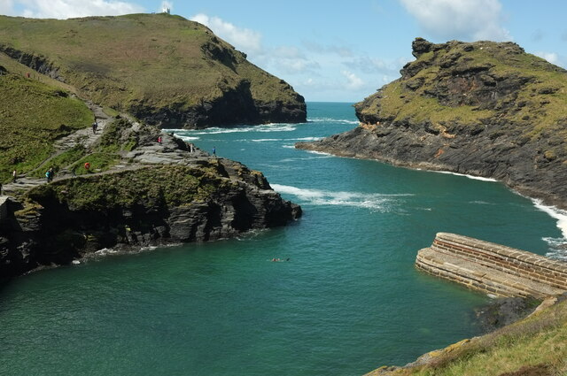 Boscastle Harbour © Derek Harper cc-by-sa/2.0 :: Geograph Britain and ...