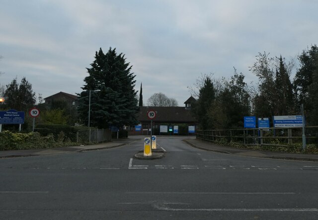 Looking across Heathside Road towards Woking Community Hospital