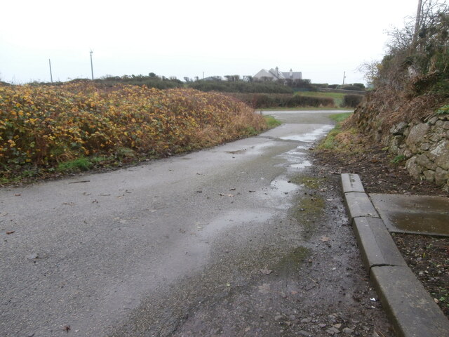 The present and former roads to Llanbedrgoch