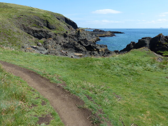 Fife Coastal Path near Kincraig Point