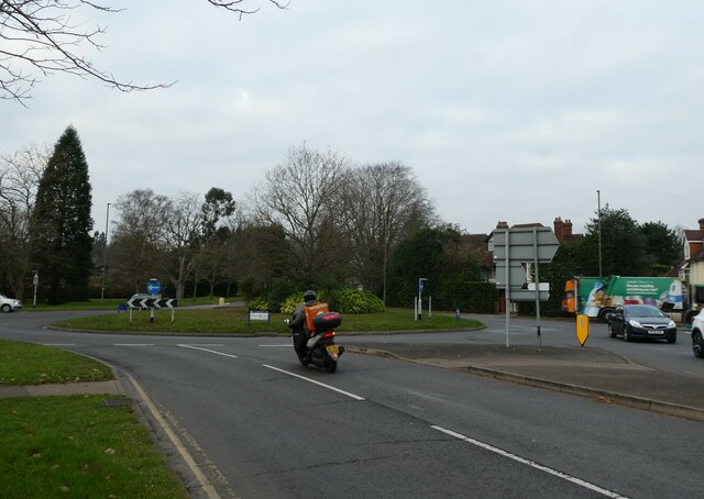 Roundabout at the junction of Guildford and Eglwy Roads with Wych Hill Lane (C)