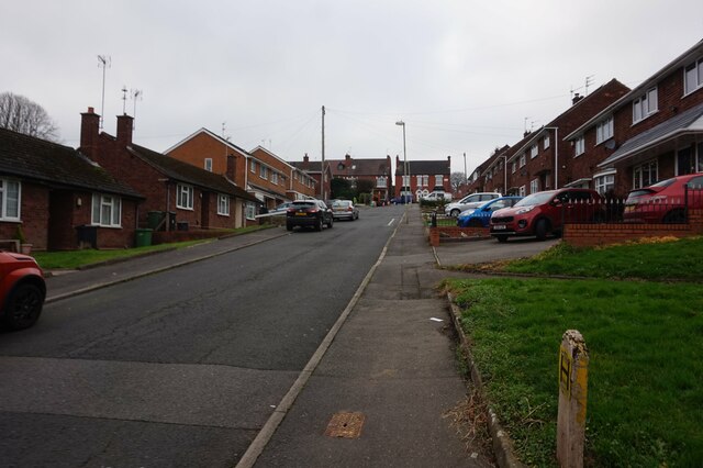 Dencil Close off Beecher Road, Halesowen © Ian S :: Geograph Britain ...