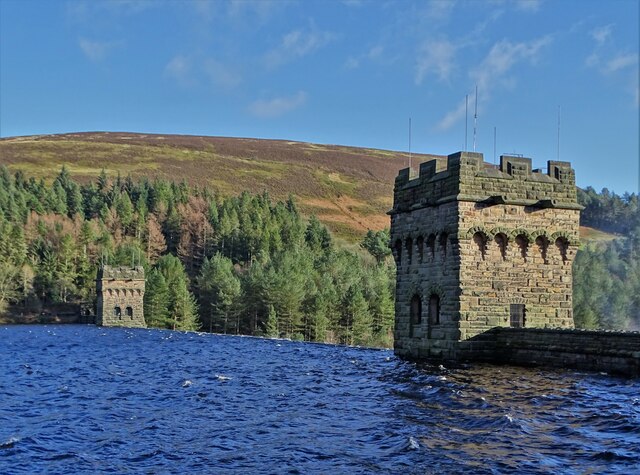 The east and west towers of Derwent Dam © Neil Theasby cc-by-sa/2.0 ...