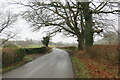 Heol ger Aber Ogwrn / A road near Aber Ogwrn