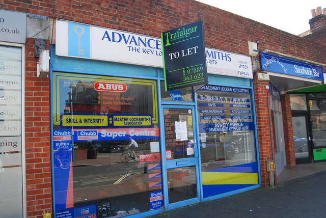 Former locksmiths shop in Stoke Road