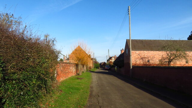 Village road through Great Wilne