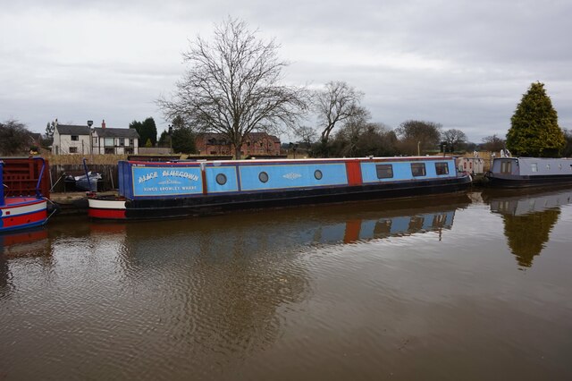 Hassall Green, Cheshire East - area information, map, walks and more