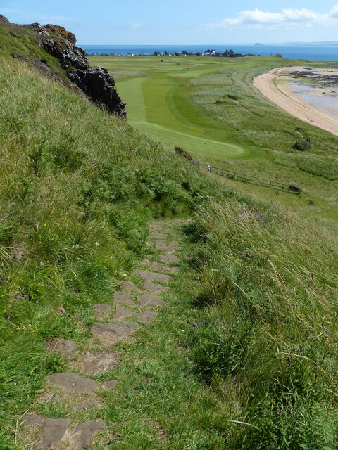 Fife Coastal Path Descending Towards © Mat Fascione Cc By Sa 2 0 Geograph Britain And Ireland