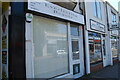 SZ6199 : Everlasting Beauty - Beauty salon in Stoke Road by Barry Shimmon