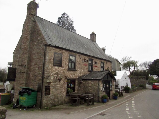 The Lion, Trellech © Richard Webb cc-by-sa/2.0 :: Geograph Britain and ...