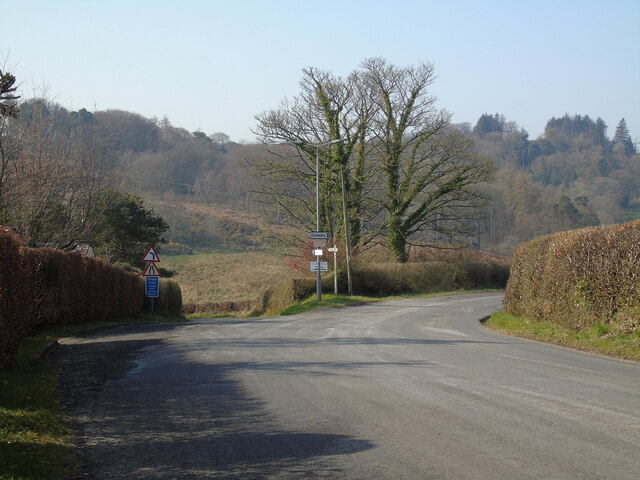 The B878 Barone Road The junction at Barone Cottage.