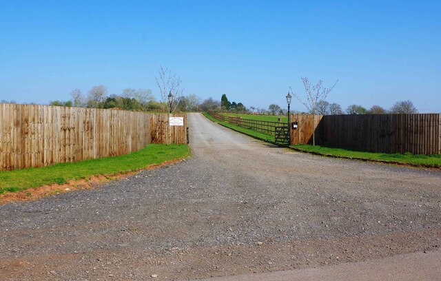 Access road to Lock's View, Charlton Lane, Torton, Worcs