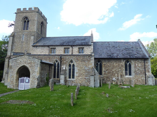 Yelling, Holy Cross © Dave Kelly :: Geograph Britain and Ireland