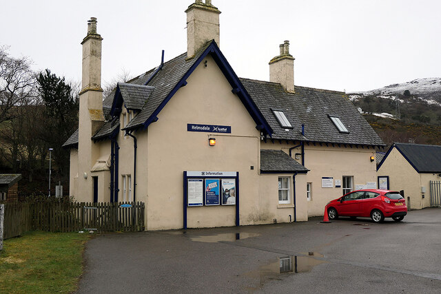 Helmsdale station building © John Lucas :: Geograph Britain and Ireland