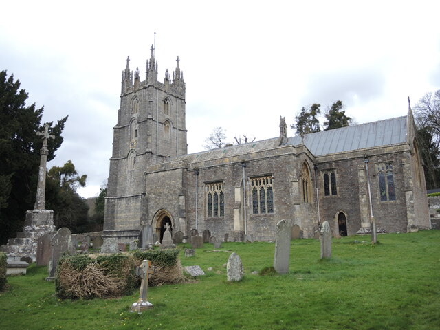 Wraxall church and cross © Neil Owen cc-by-sa/2.0 :: Geograph Britain ...