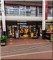 Greggs, The Parade, Cwmbran