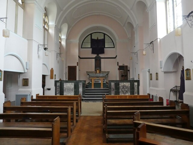 Interior, Church and convent of Holy... © Roger Cornfoot cc-by-sa/2.0 ...