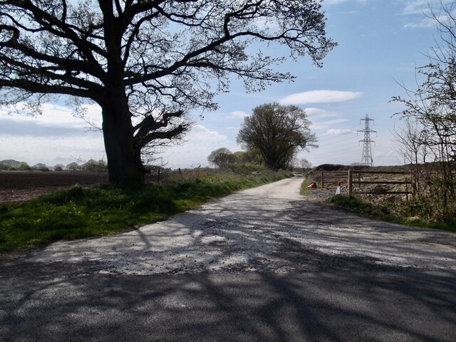 Farm road, East Common