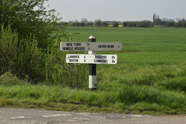Direction Sign  Signpost at Haven Bank crossroads