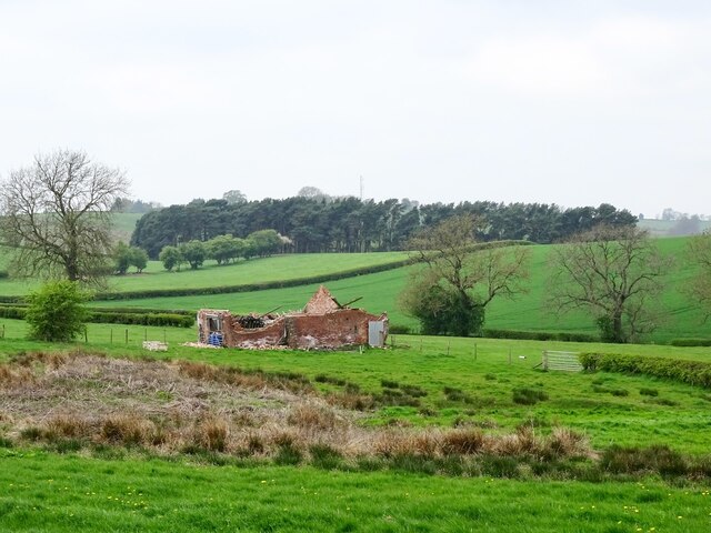 Highfield Barn © Ian Calderwood cc-by-sa/2.0 :: Geograph Britain and ...