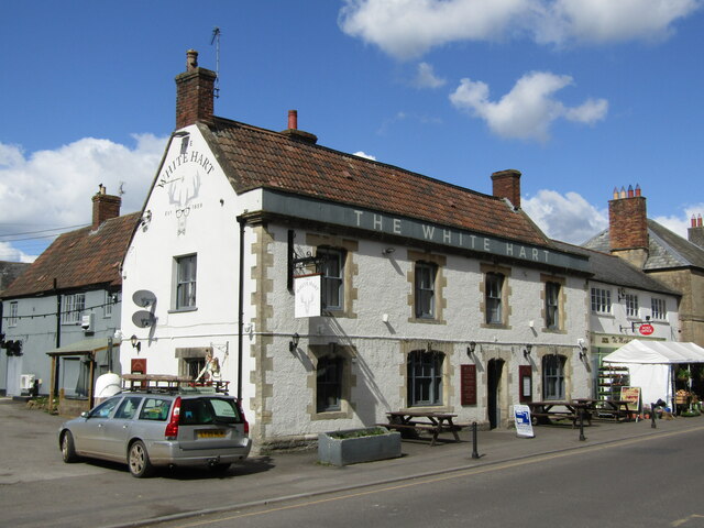 Castle Cary - The White Hart © Colin Smith :: Geograph Britain and Ireland