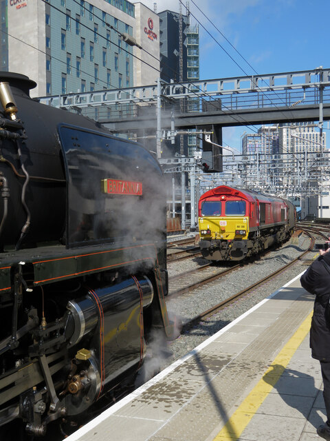 Passing trains at Cardiff Central