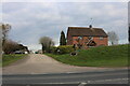 TL5241 : The entrance to Springwell Farm, Great Chesterford by David Howard
