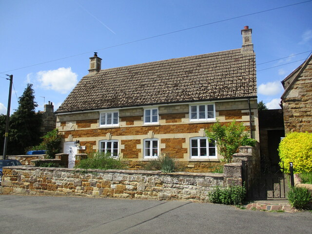 Monkey Tree Cottage, Caldecott © Jonathan Thacker cc-by-sa/2.0 ...