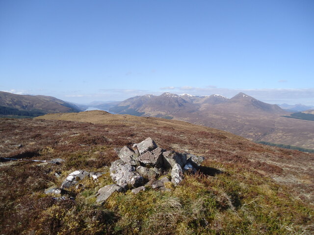 South-west ridge of Creag nan Gobhar, from the summit
