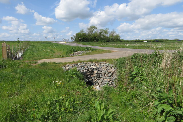 Culvert by the junction with the B4525