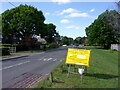 Advance warning sign in Glaziers Lane