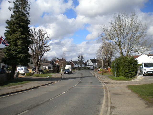 Sheering Lower Road, Lower Sheering © Richard Vince :: Geograph Britain ...