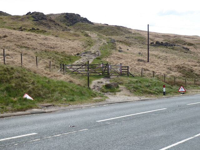 The Pennine Way near the A58