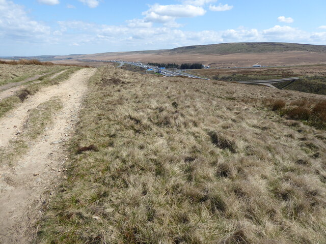 The Pennine Way near Lads Grave