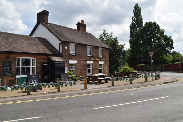 The Swan © N Chadwick :: Geograph Britain and Ireland